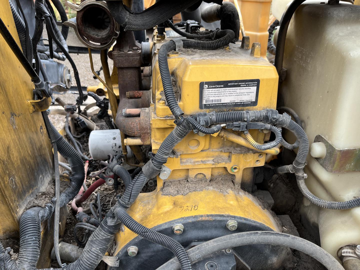 ./imagenes/INVOICE/2019/16000/MINICARGADOR 318D JOHN DEERE PARA REFACCIONES (17).JPG